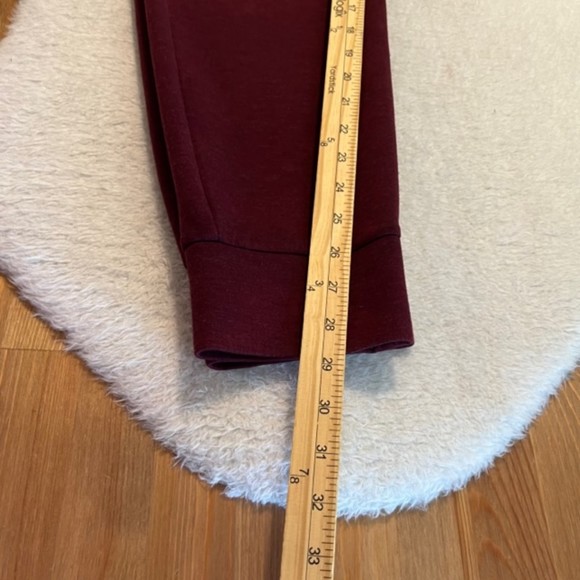 American Eagle Maroon Fleece Elastic Drawstring Waist Jogger Pants Size Large - Picture 13 of 13